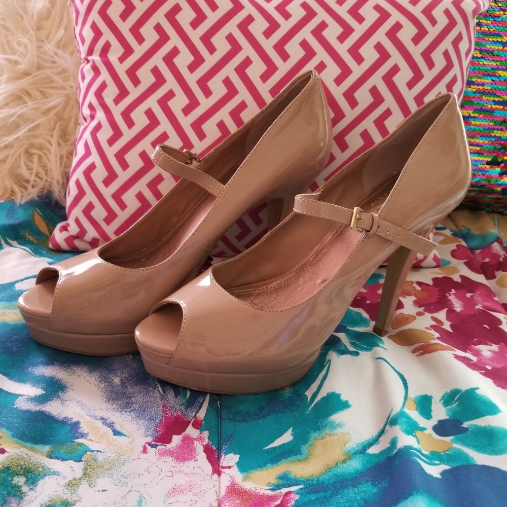 BCBG Fortunax Patented Leather Heels